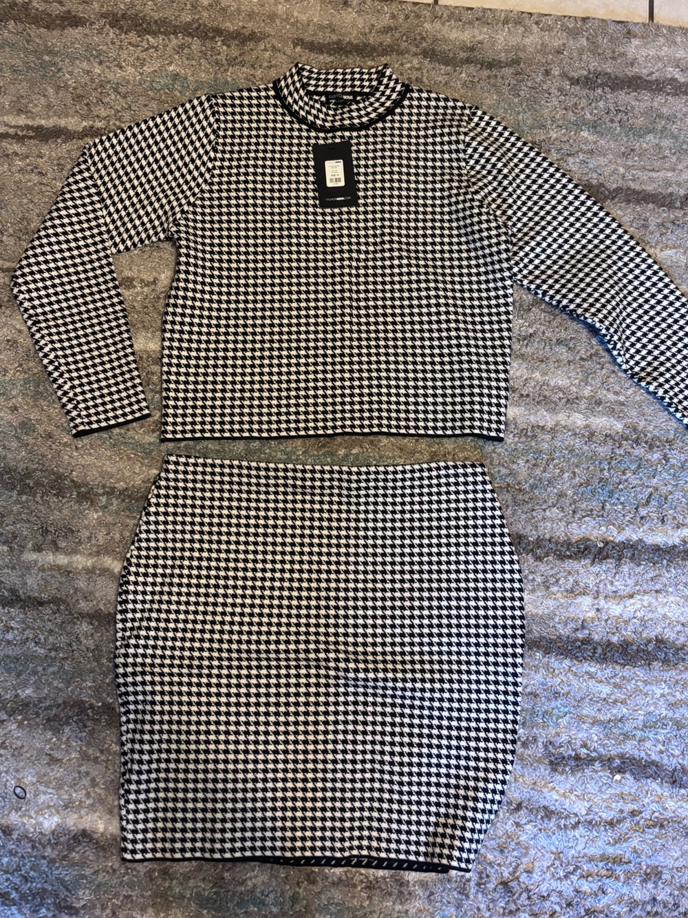 Fashion Nova Black & White Houndstooth Long-Sleeve Crop Top and Skirt Set